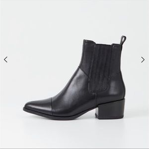 Vagabond Marja Chelsea Boots